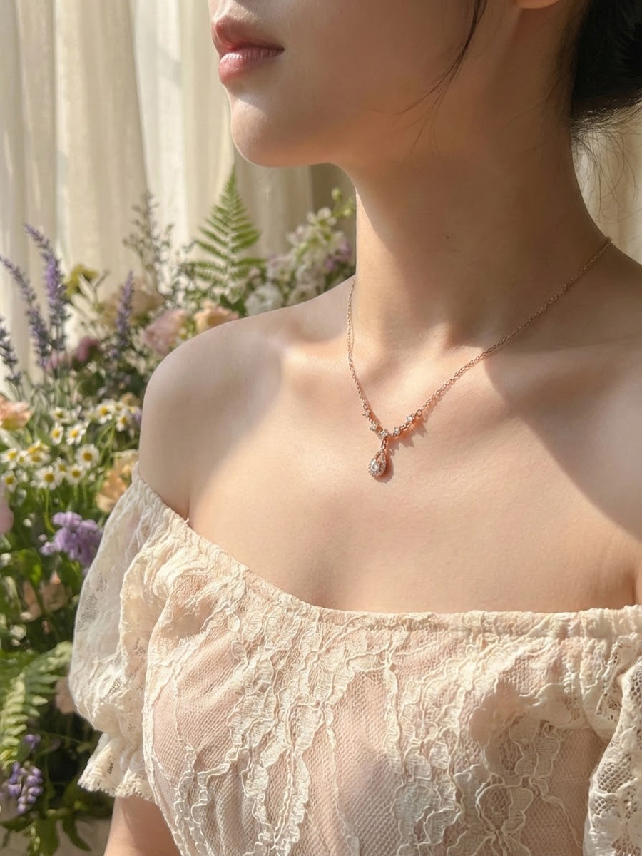 Star Tear Necklace
